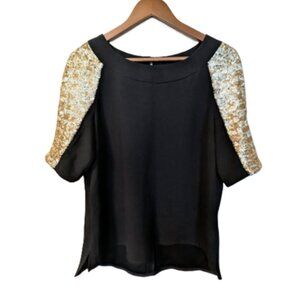 NWT Melanie Lyne Crepe Top with Gold Sequined Sleeves